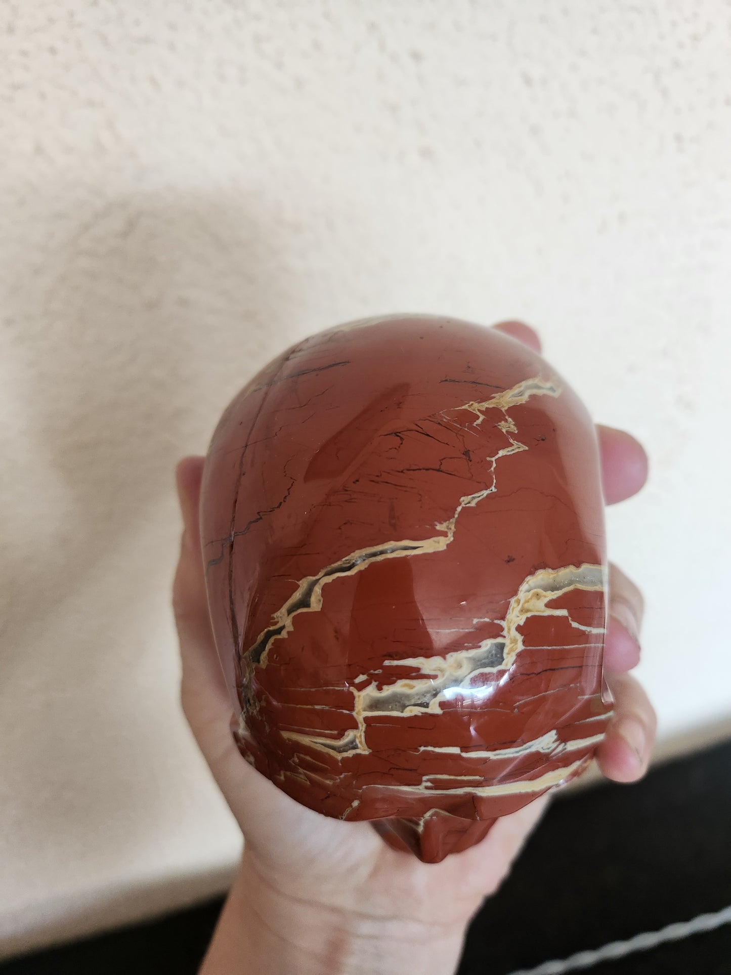 Crâne en jaspe rouge